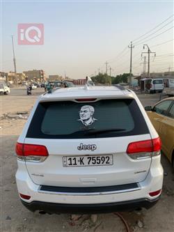 جیپ گراند شیرۆکی
